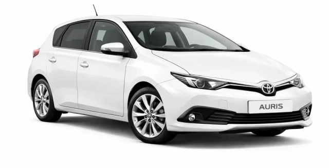 Car rental Toyota Auris in Venice Marco Polo Airport